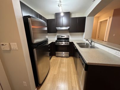 105-harmony-9329-university-crescent-burnaby-2