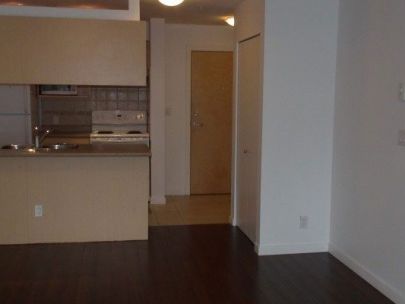 310-park-renfrew-2891-hastings-st-vancouver-2