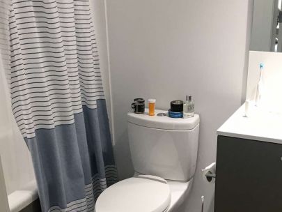 1008-999-seymour-st-vancouver-bc-v6b-3m1-canada-2