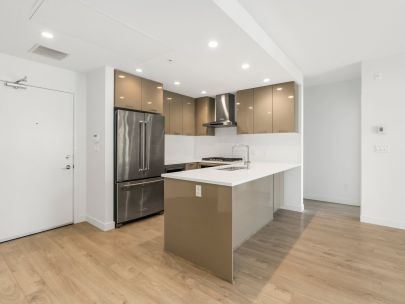 unit-410-3581-ross-drive-vancouver-british-columbia-canada-v6s-0k5