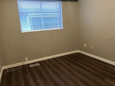 962-grove-ave-burnaby-bc-v5b-4g7-canada-2