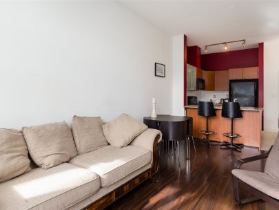 552 King Edward Village – 1432 KINGSWAY VANCOUVER, BC V5N 5Y6