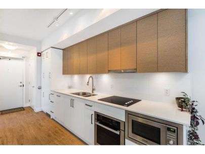 402-809-fourth-avenue-new-westminster-bc-2