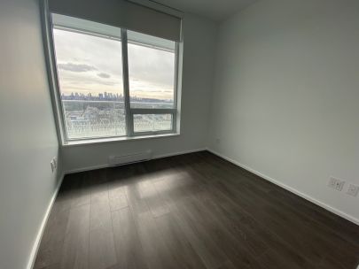 4502-4650-brentwood-boulevard-burnaby-bc-v5c0m3-2