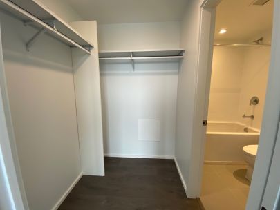 4502-4650-brentwood-boulevard-burnaby-bc-v5c0m3-2