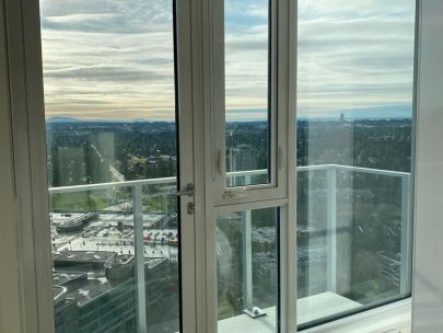 3510-13438-central-avenue-surrey-british-columbia-canada-v3t-0n2