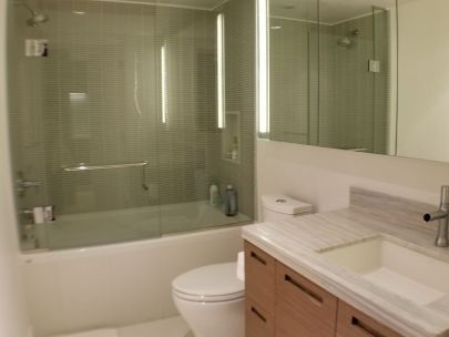 807-777-richards-st-vancouver-bc-v6b0m6-2