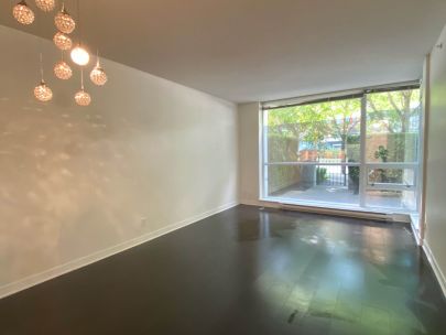 7555-alderbridge-way-richmond-bc-v6x-4l1-canada-2