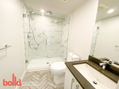 midtown-201-2508-fraser-street-vancouver-bc-v5t-3v4-2