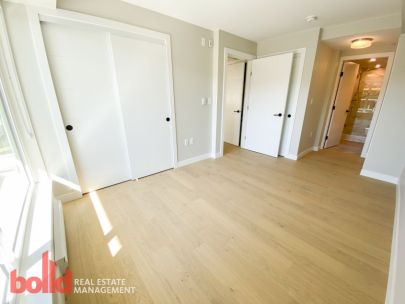 2508-fraser-st-201-vancouver-bc-v5t-3v4-canada-2