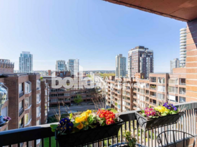 950-drake-st-vancouver-bc-v6z-2b9-canada-2