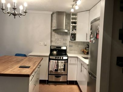 311 SAHLANO 1933 W 5th Ave Vancouver