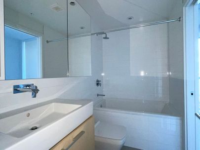 2309-1955-alpha-wy-burnaby-bc-v5c-0k2-canada-2