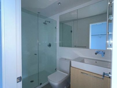 2309-1955-alpha-wy-burnaby-bc-v5c-0k2-canada-2