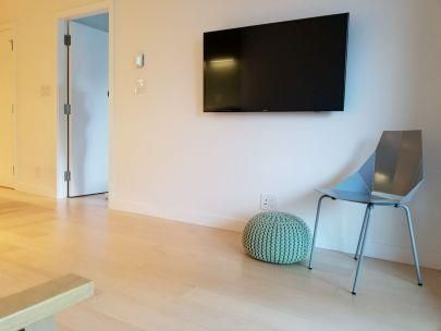 876-777-richards-street-vancouver-british-columbia-canada-v6b-0m6