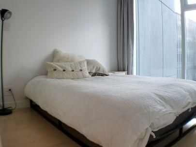 876-777-richards-street-vancouver-british-columbia-canada-v6b-0m6