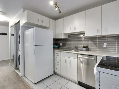 #1208 588 Broughton Street, Vancouver British Columbia V6G3E3