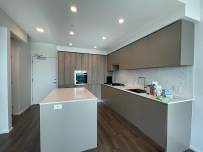 $500 off  for  September 15 move in !1708-3809 Evergreen Pl, Burnaby, BC V3J 1N4, Canada