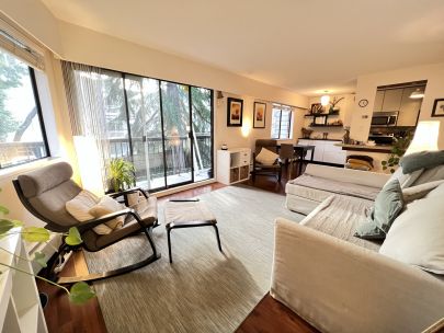 #207 2330 Maple Street, Vancouver British Columbia V6J 3T6